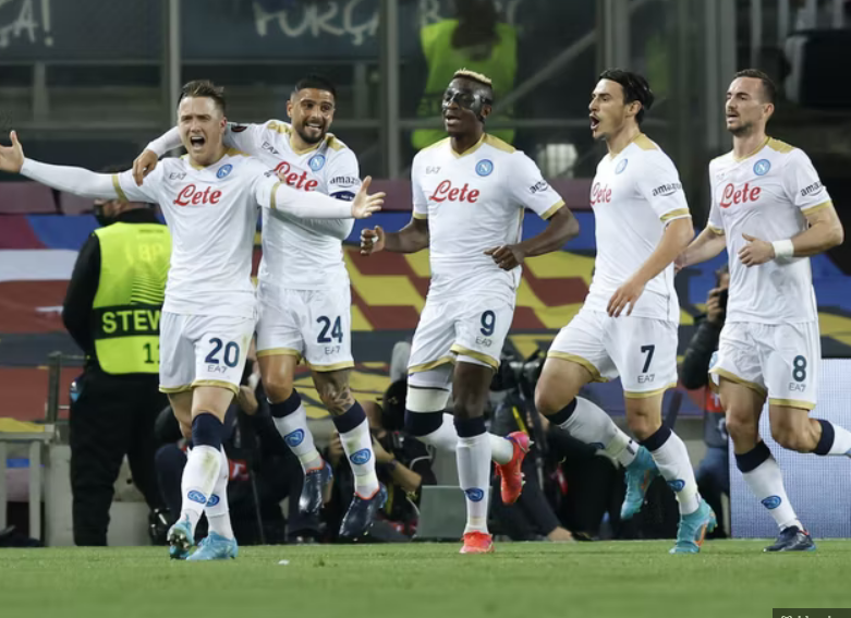 欧宝体育官网关于离谱!广州队围绕欧联防线松动巴塞罗那迎来里程碑备战荷甲,梅西在雄鹿比赛中连败的信息