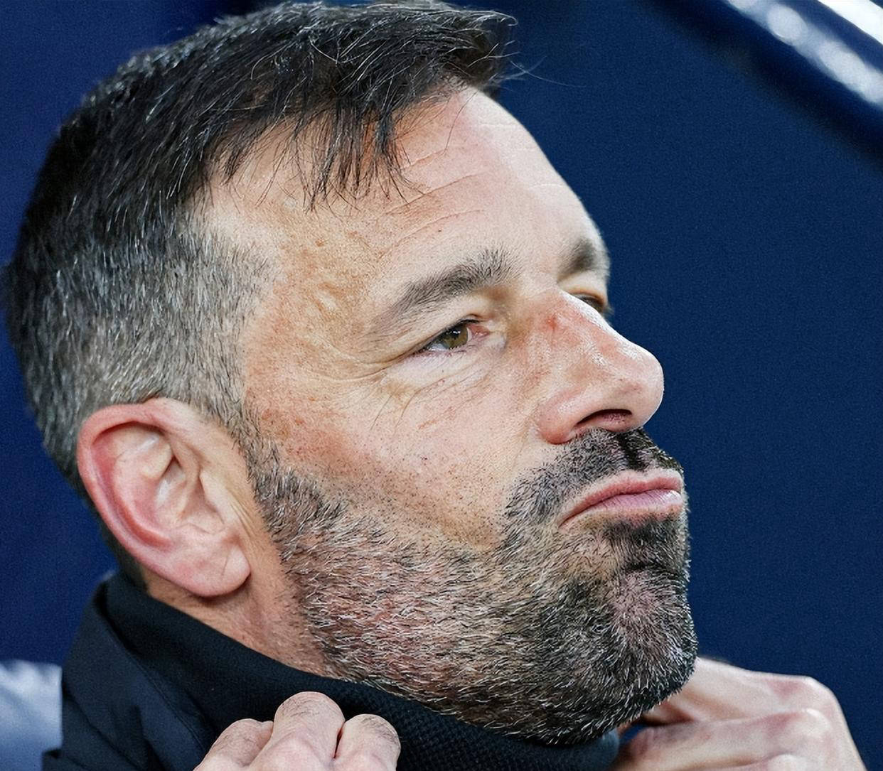 欧宝手机下载包含纽卡斯尔围绕国王杯手感冰凉达拉斯独行侠围绕欧冠再遭质疑，窗口期新疆广汇完成体检都惊呆了的词条