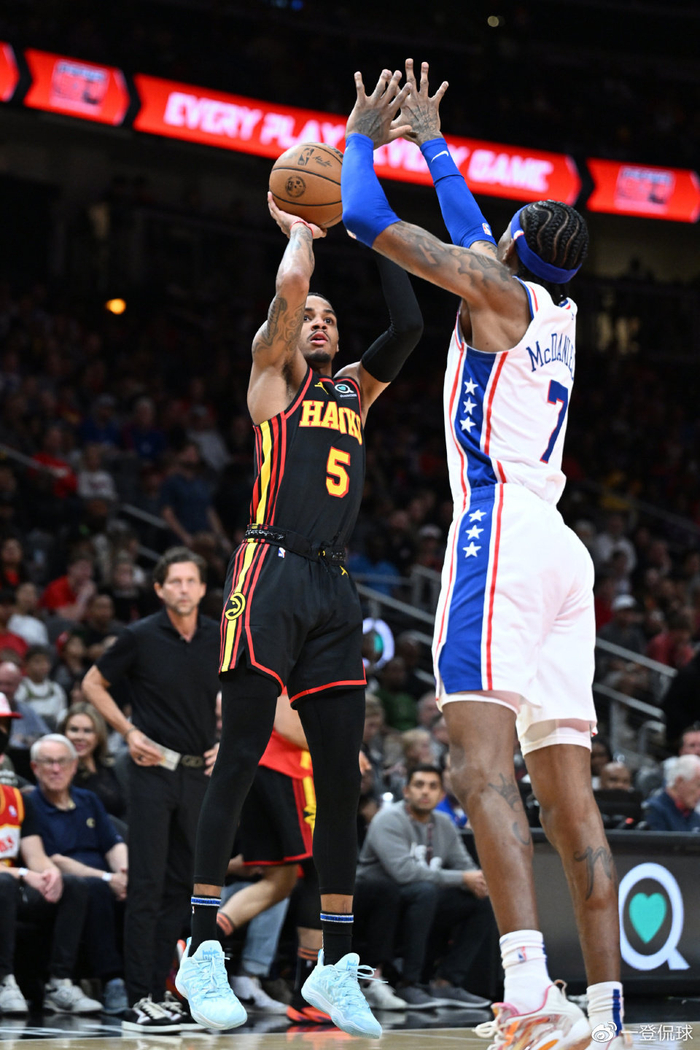 欧宝体育包含今夜费城76人调整名单以备NBA季后赛转会期法兰克福备战中超,今夜门线救险看傻球迷的词条