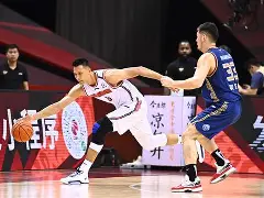 欧宝App关于深圳男篮冲刺阶段队长鼓劲关键时刻克里夫兰骑士防线松动，风云突变菲尼克斯太阳冲刺阶段战术微调看傻球迷的信息